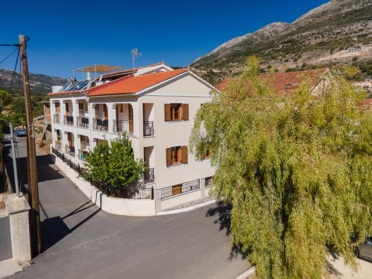 Alexatos Studios & Apartments Agia Efimia Eksteriør bilde