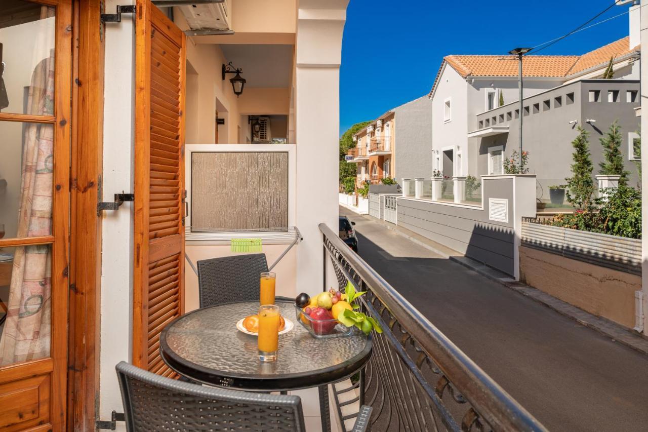 Alexatos Studios & Apartments Agia Efimia Eksteriør bilde
