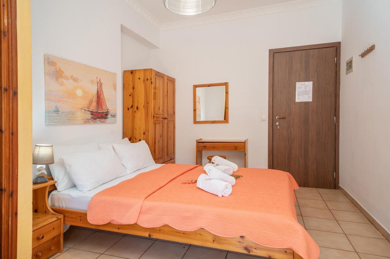 Alexatos Studios & Apartments Agia Efimia Eksteriør bilde