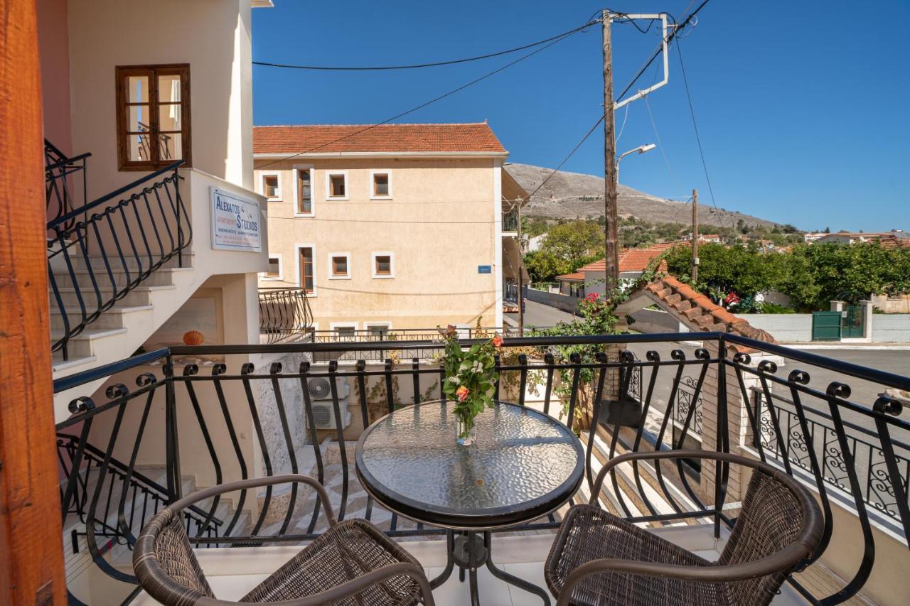 Alexatos Studios & Apartments Agia Efimia Eksteriør bilde