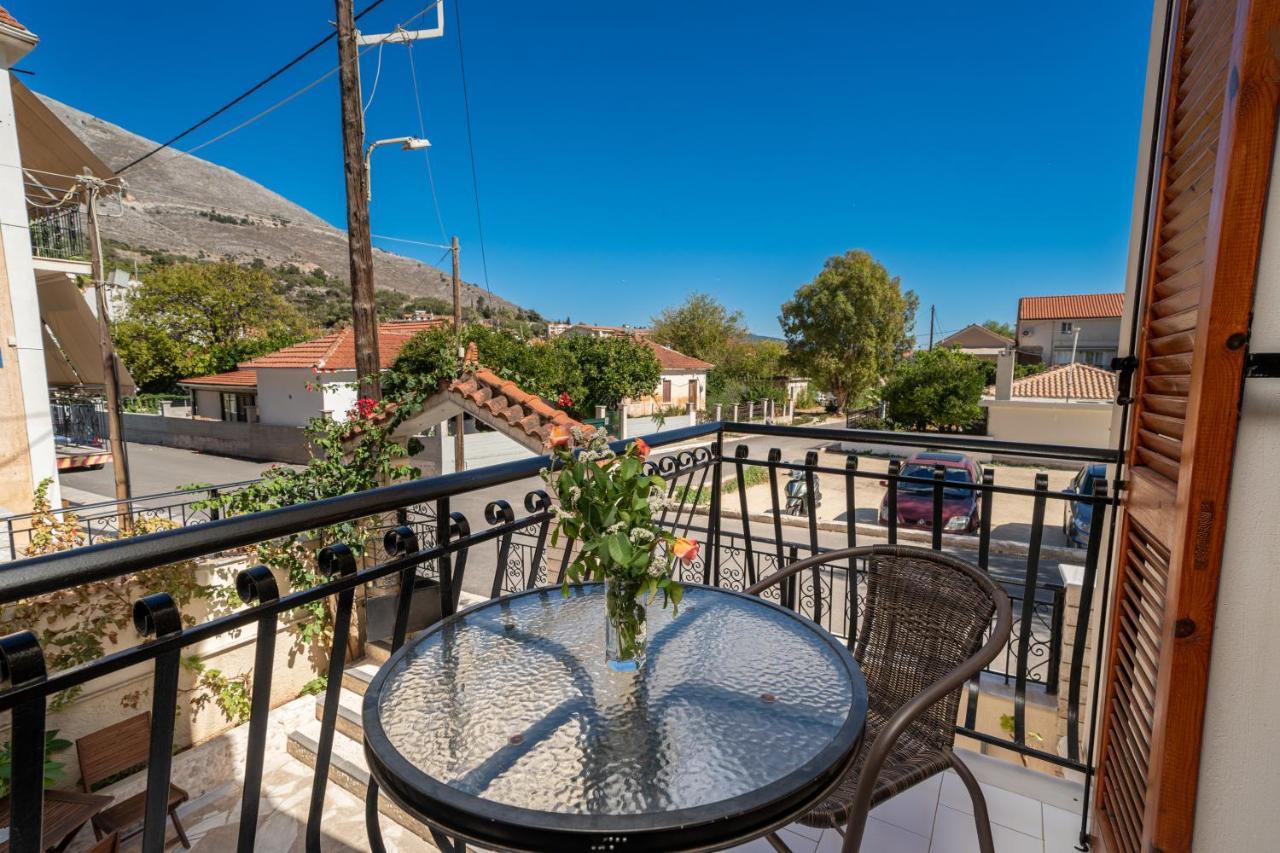 Alexatos Studios & Apartments Agia Efimia Eksteriør bilde